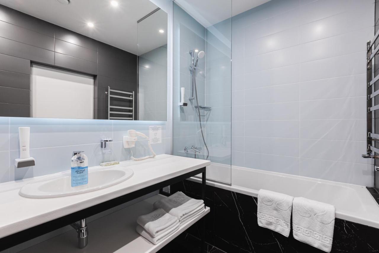 Beskyd Suites บูโคเวล ภายนอก รูปภาพ