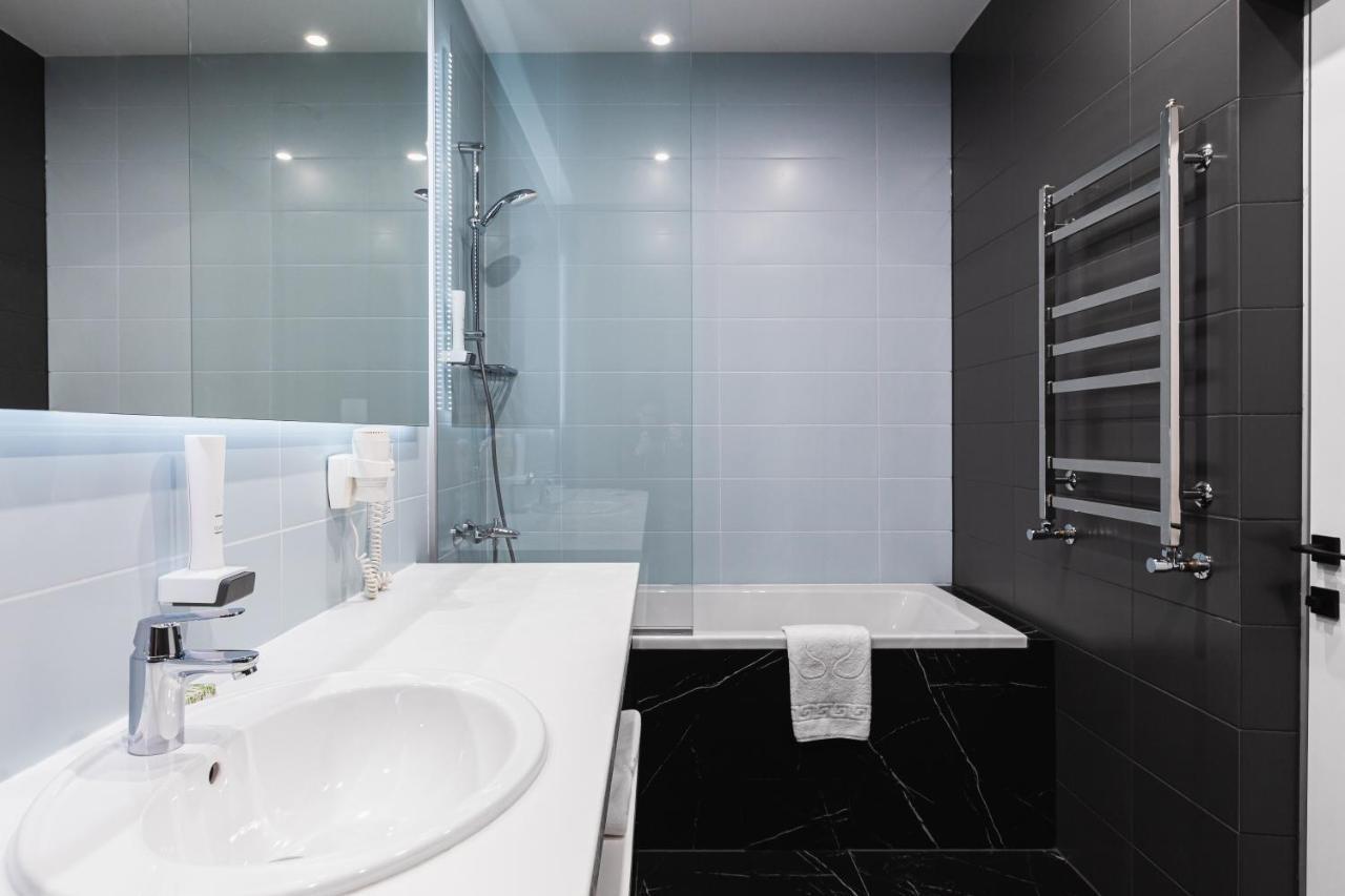 Beskyd Suites บูโคเวล ภายนอก รูปภาพ